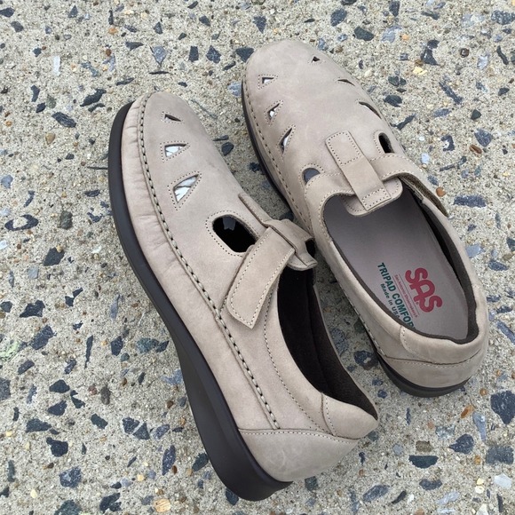 SAS Shoes - SAS Tripad Comfort Taupe Nubuck Leather Walking Sandals Womens 11 W USA Made